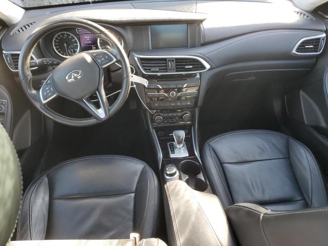 SJKCH5CRXJA053441 - 2018 INFINITI QX30 BASE Schwarz Foto 8