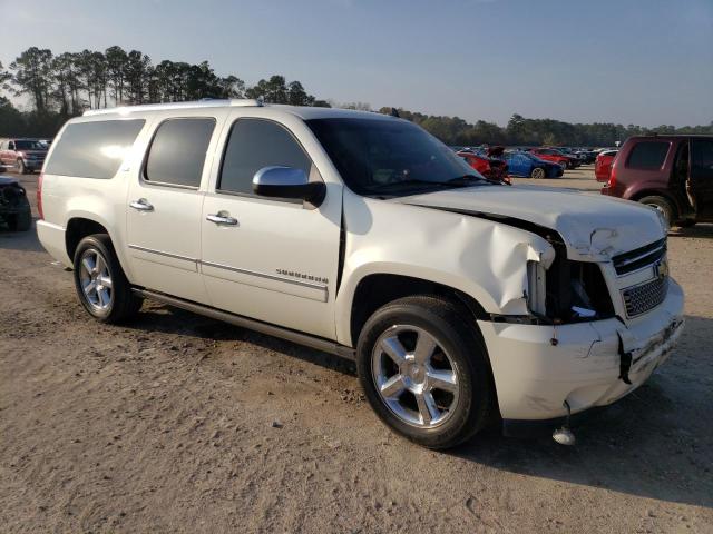 1GNSCKE03BR234658 - 2011 CHEVROLET SUBURBAN C WHITE photo 4