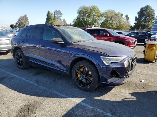 WA1VABGE0NB033604 - 2022 AUDI E-TRON CHRONOS BLUE photo 4