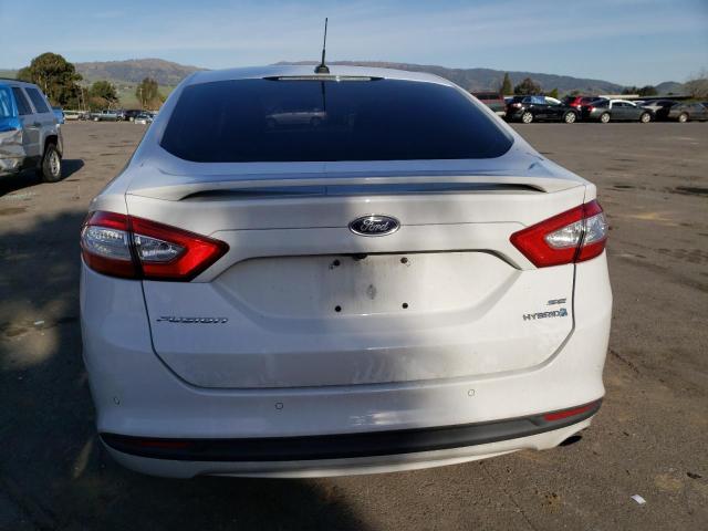 3FA6P0LU5GR329538 - 2016 FORD FUSION SE HYBRID WHITE photo 6