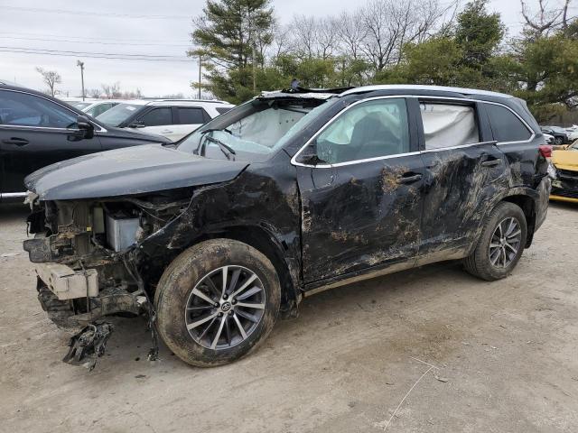 2019 TOYOTA HIGHLANDER SE, 