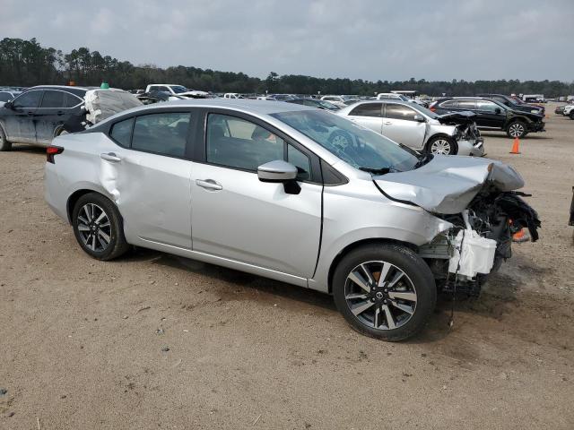 3N1CN8EV7ML867604 - 2021 NISSAN VERSA SV SILVER photo 4