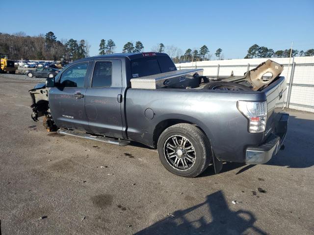 5TFRY5F13AX086765 - 2010 TOYOTA TUNDRA DOUBLE CAB SR5 GRAY photo 2