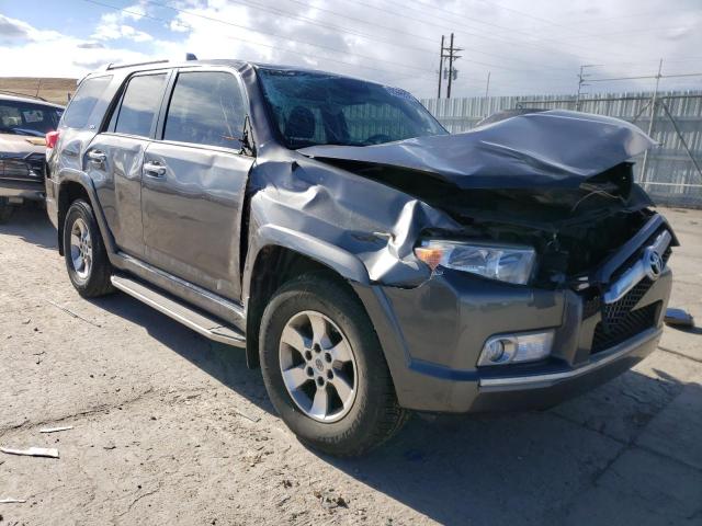 JTEZU5JR0C5040507 - 2012 TOYOTA 4RUNNER SR5 GRAY photo 4