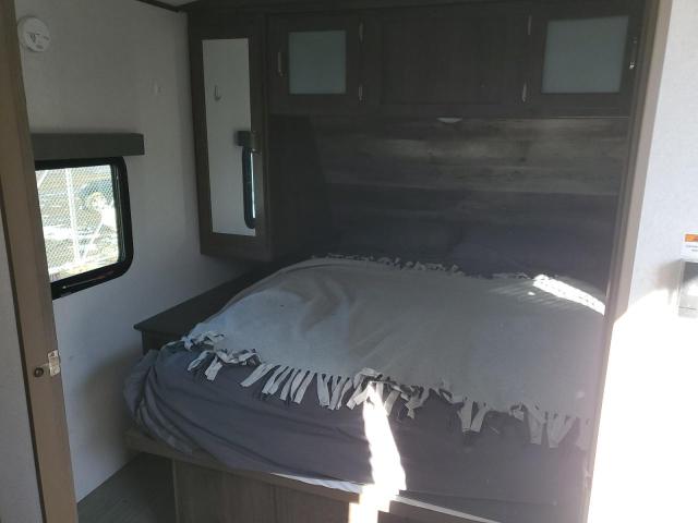 4YDT29520LD410183 - 2020 KEYSTONE PASSPORT WHITE photo 5