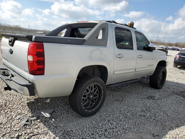 3GNMCEE08BG404703 - 2011 CHEVROLET AVALANCHE LS SILVER photo 3