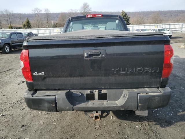 5TFUM5F12FX060784 - 2015 TOYOTA TUNDRA DOUBLE CAB SR/SR5 BLACK photo 6