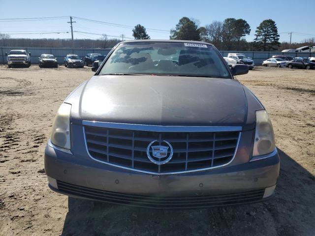 1G6KH5E67BU128388 - 2011 CADILLAC DTS PREMIUM COLLECTION GRAY photo 5