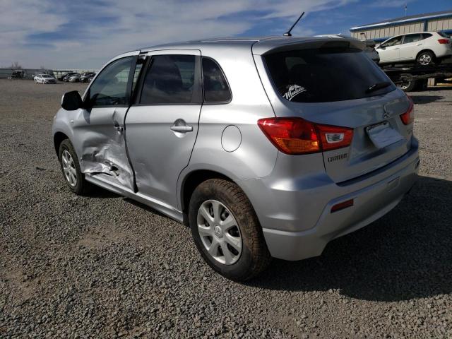 JA4AP3AU2CZ005360 - 2012 MITSUBISHI OUTLANDER ES SILVER photo 2