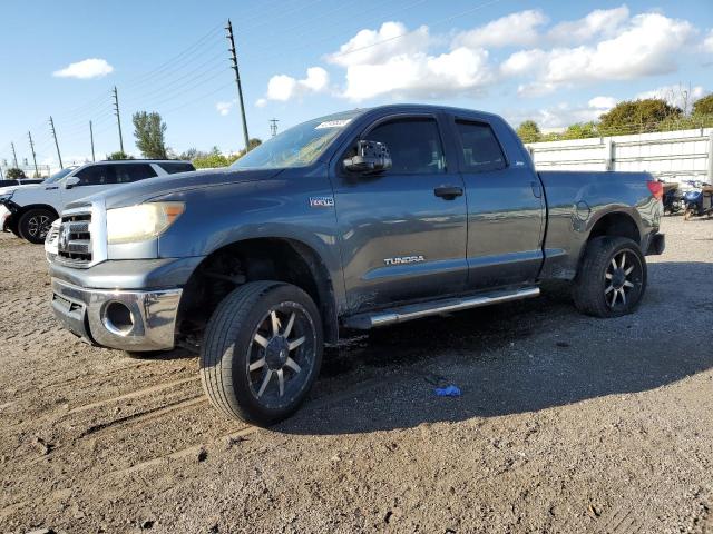 5TFRY5F10AX086772 - 2010 TOYOTA TUNDRA DOUBLE CAB SR5 GRAY photo 1