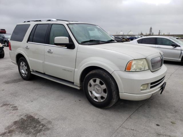 5LMFU27576LJ19014 - 2006 LINCOLN NAVIGATOR WHITE photo 4