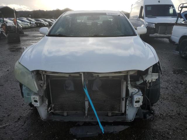 4T1BF3EK0AU543986 - 2010 TOYOTA CAMRY BASE WHITE photo 5