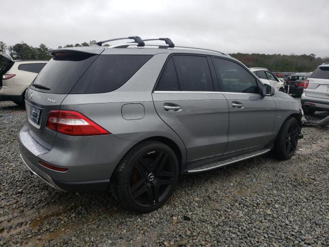 4JGDA5HB4CA046281 - 2012 MERCEDES-BENZ ML 350 4MATIC GRAY photo 3
