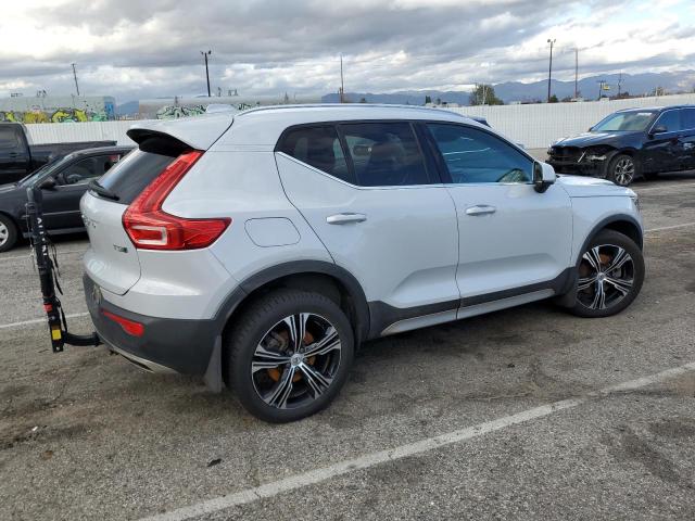 YV4162UL8L2280324 - 2020 VOLVO XC40 T5 INSCRIPTION SILVER photo 3