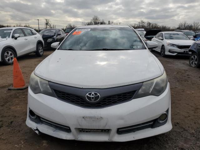 4T1BF1FK8EU393084 - 2014 TOYOTA CAMRY L WHITE photo 5