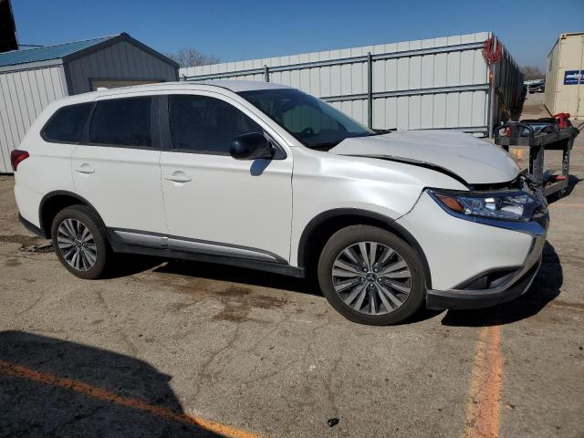 JA4AZ3A31LZ047942 - 2020 MITSUBISHI OUTLANDER SE WHITE photo 4