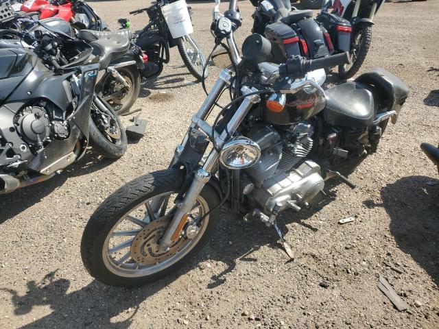 2004 HARLEY-DAVIDSON XL883, 