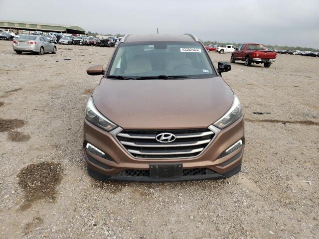 KM8J33A46HU525689 - 2017 HYUNDAI TUCSON LIMITED BROWN photo 5