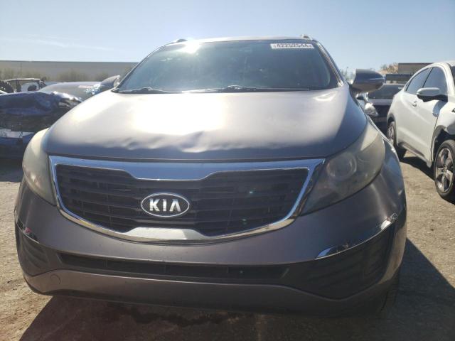 KNDPB3A25C7299801 - 2012 KIA SPORTAGE BASE GRAY photo 5