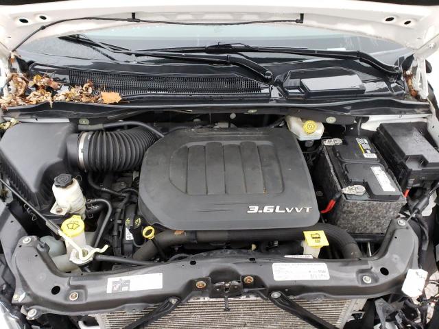 2C4RC1BG1DR677486 - 2013 CHRYSLER TOWN & COU TOURING თეთრი ფოტო 12