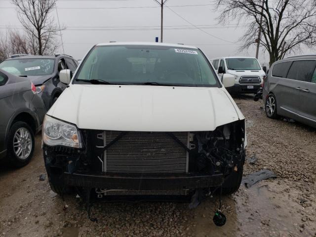 2C4RC1BG1DR677486 - 2013 CHRYSLER TOWN & COU TOURING თეთრი ფოტო 5