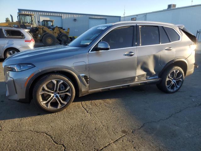 5UX43EU0XS9X35808 - 2025 BMW X5 XDRIVE50E GRAY photo 1