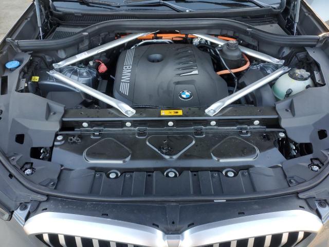 5UX43EU0XS9X35808 - 2025 BMW X5 XDRIVE50E GRAY photo 12