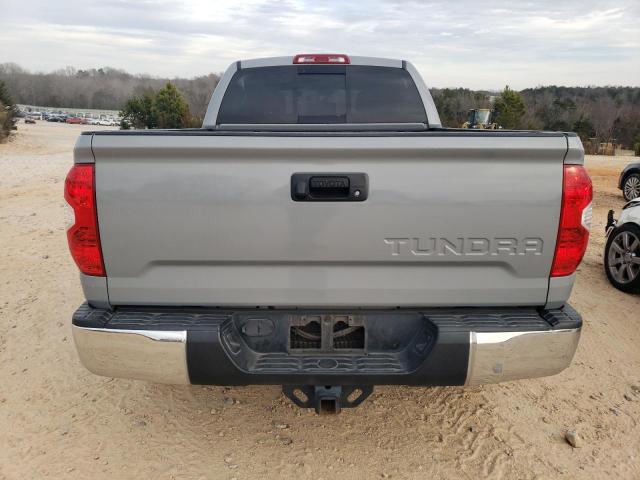 5TFUW5F13KX835968 - 2019 TOYOTA TUNDRA DOUBLE CAB SR/SR5 GRAY photo 6