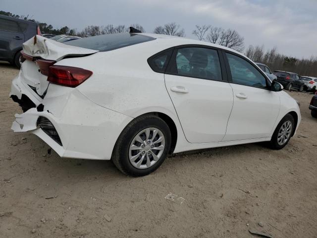 3KPF24AD0PE684451 - 2023 KIA FORTE LX WHITE photo 3