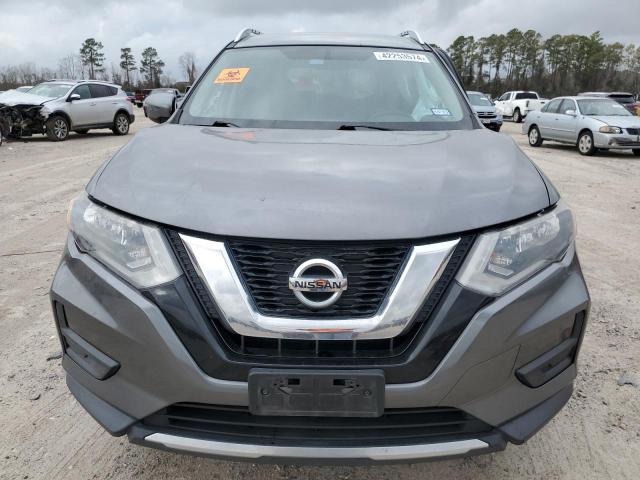 KNMAT2MV6HP506741 - 2017 NISSAN ROGUE S GRAY photo 5