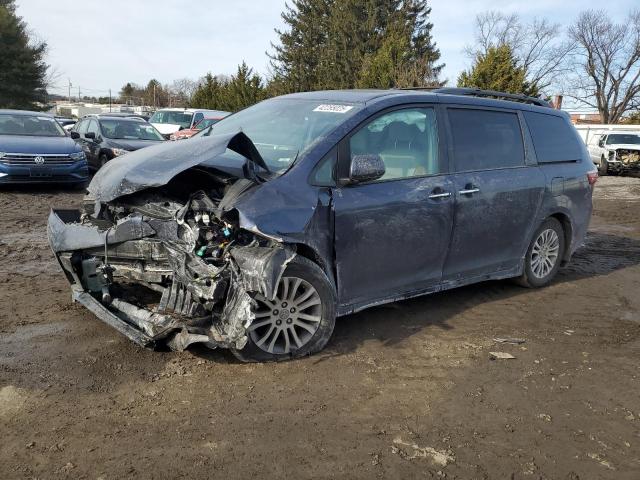 2018 TOYOTA SIENNA XLE, 