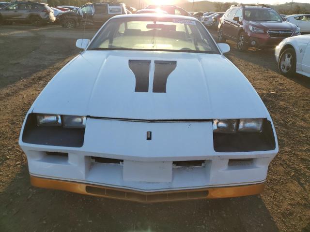 1G1AP8777CL205263 - 1982 CHEVROLET CAMARO WHITE photo 5