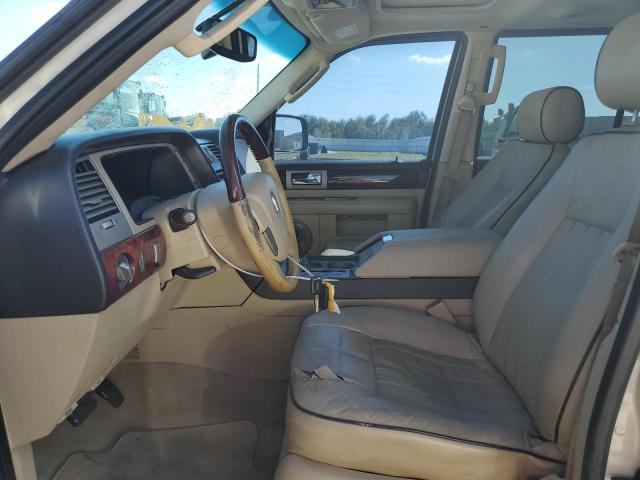 5LMFU27545LJ24279 - 2005 LINCOLN NAVIGATOR 奶油色 照片 7