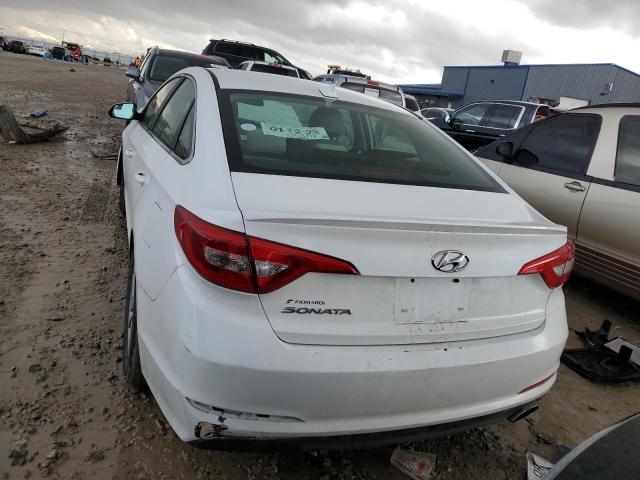 5NPE24AF1HH538926 - 2017 HYUNDAI SONATA SE WHITE photo 6