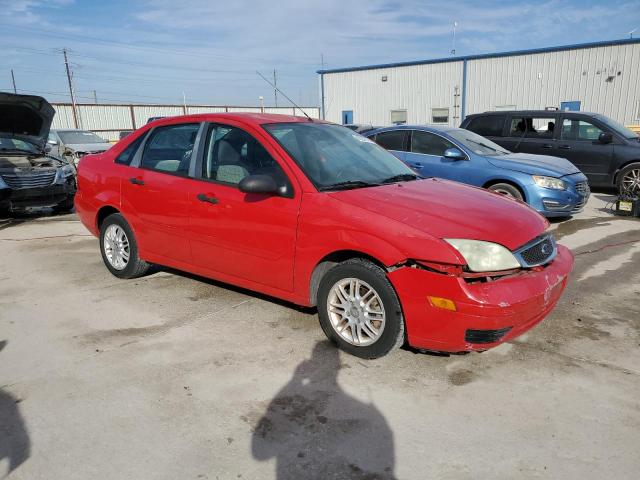 1FAFP34N87W289641 - 2007 FORD FOCUS ZX4 RED photo 4