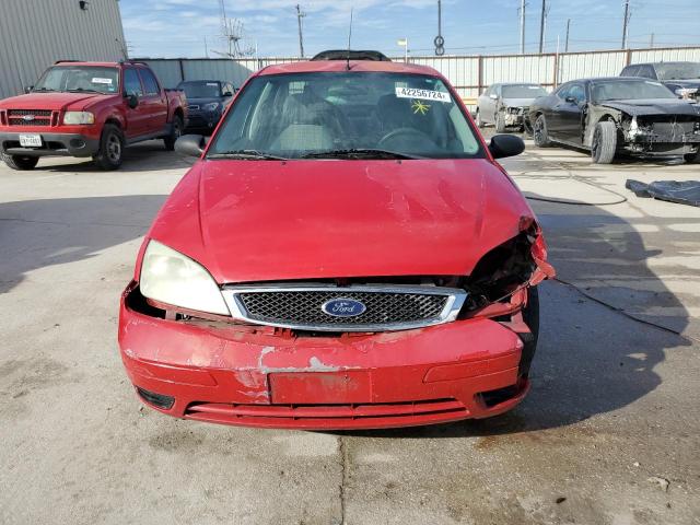 1FAFP34N87W289641 - 2007 FORD FOCUS ZX4 RED photo 5