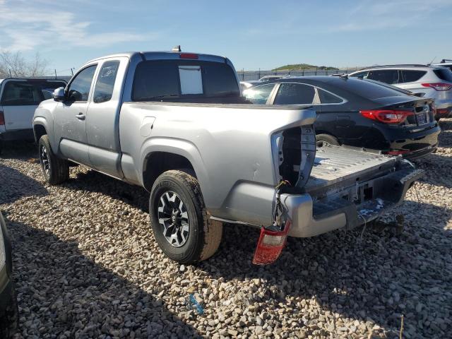 5TFSX5EN3JX061180 - 2018 TOYOTA TACOMA ACCESS CAB ნაცრისფერი ფოტო 2