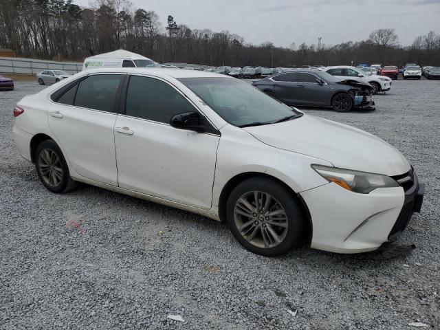 4T1BF1FK3FU069638 - 2015 TOYOTA CAMRY LE WHITE photo 4