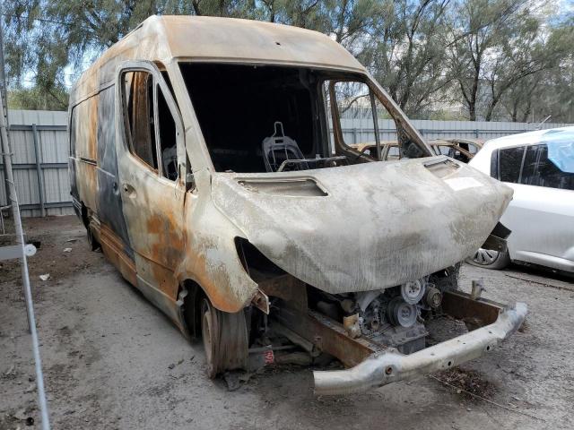 W1Y4DDHY3NT096036 - 2022 MERCEDES-BENZ SPRINTER 2500 BLACK photo 4