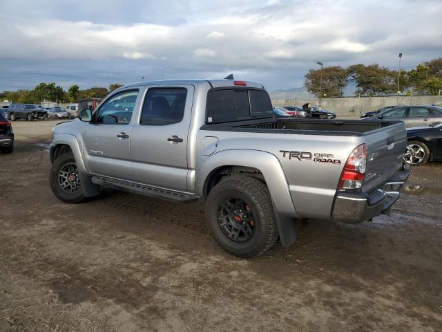 3TMJU4GN5FM178557 - 2015 TOYOTA TACOMA DOUBLE CAB PRERUNNER SILVER photo 2