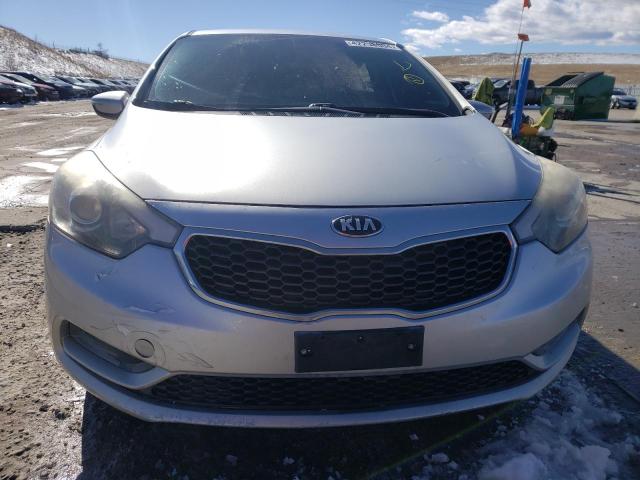 KNAFX4A62E5229299 - 2014 KIA FORTE LX SILVER photo 5