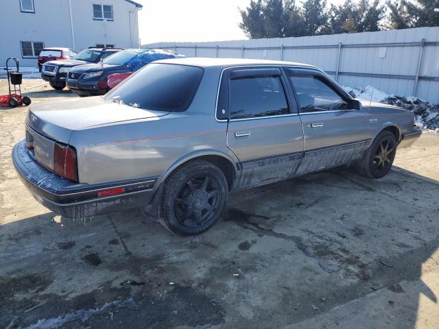 1G3AJ51W1KG334940 - 1989 OLDSMOBILE CUTLASS CI GRAY photo 3