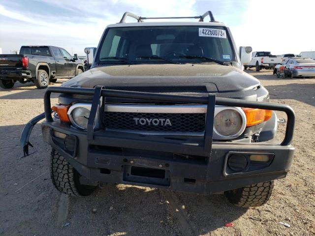 JTEBU11F970054313 - 2007 TOYOTA FJ CRUISER BLACK photo 5