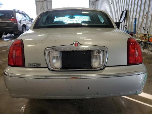 1LNHM81W01Y723497 - 2001 LINCOLN TOWN CAR EXECUTIVE GRAY photo 6