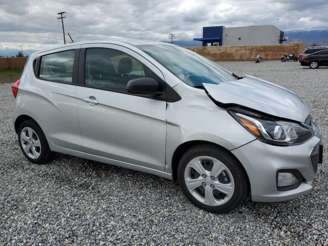 KL8CB6SA5NC032280 - 2022 CHEVROLET SPARK LS SILVER photo 4