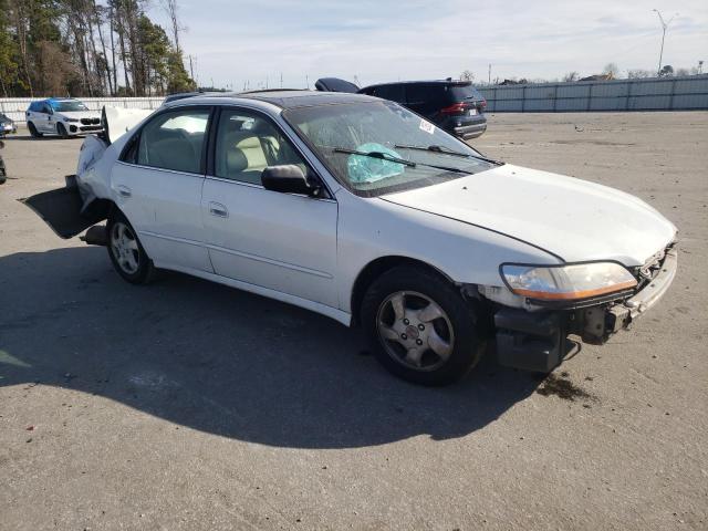 1HGCG5651XA015668 - 1999 HONDA ACCORD EX WHITE photo 4