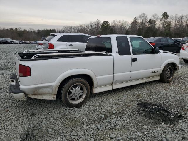 1GCCS19W618186277 - 2001 CHEVROLET S TRUCK S10 WHITE photo 3