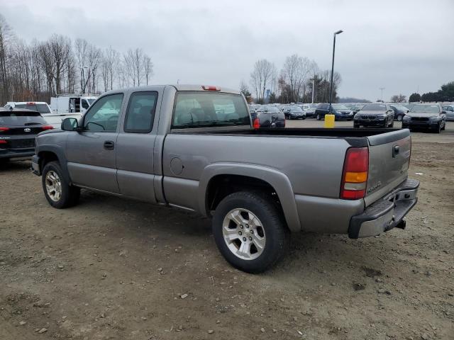 1GCEK19Z26Z281018 - 2006 CHEVROLET SILVERADO K1500 SILVER photo 2