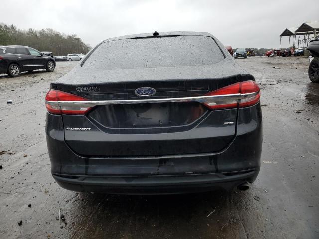 3FA6P0H76HR111516 - 2017 FORD FUSION SE BLACK photo 6