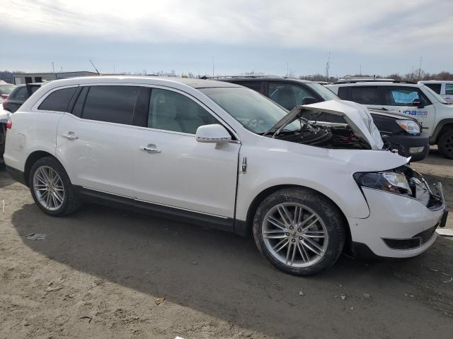 2LMHJ5AT6JBL00258 - 2018 LINCOLN MKT WHITE photo 4